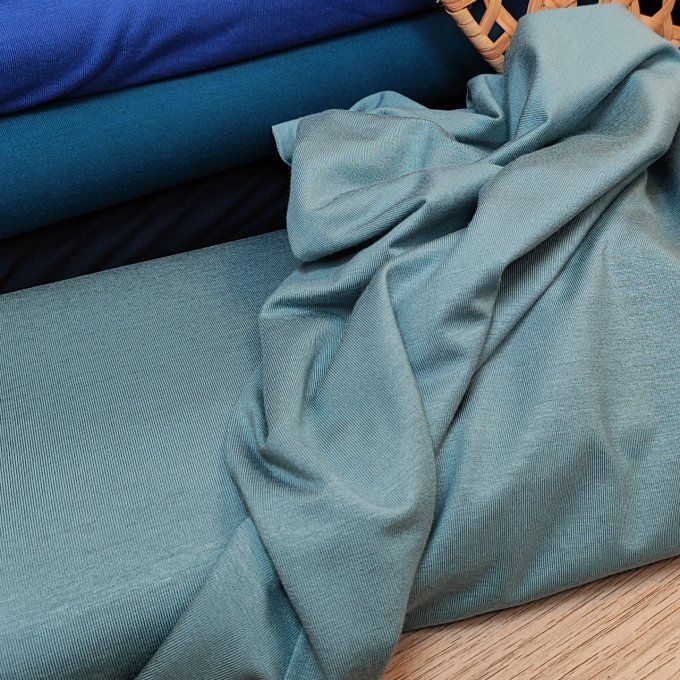 MON JOLI COFFRET- Sans Patron - " Le T-shirt Softy Color-Block" @patronsmoijecouds - Coffret  n°10