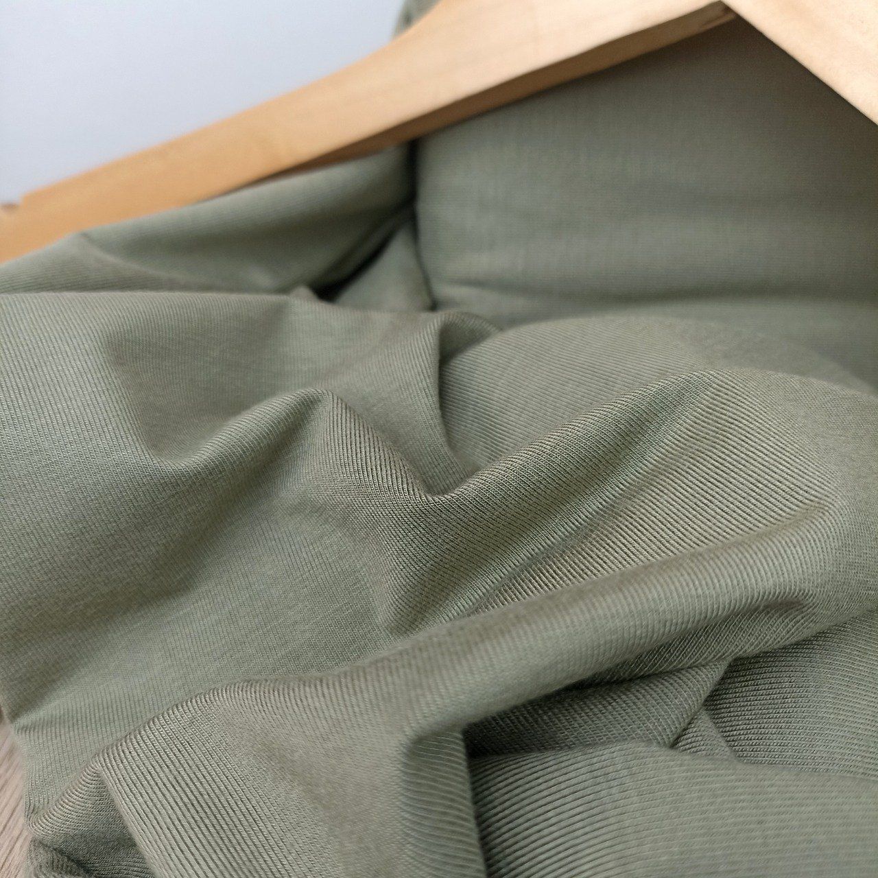 Jersey de Bambou Olive - par 10 cm